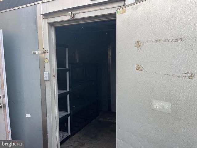 427 W BROAD ST, Palmyra, NJ 08065