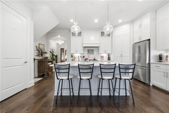 613 Abbington River Lane, Atlanta, GA 30339