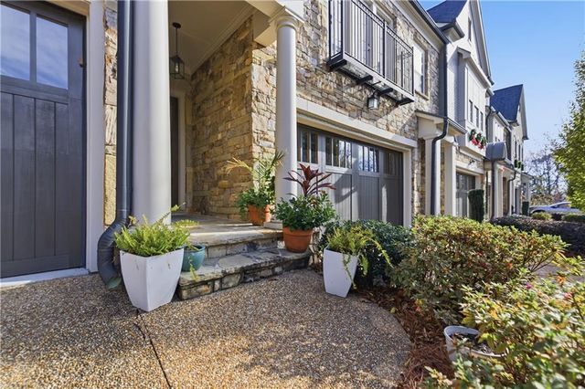 613 Abbington River Lane, Atlanta, GA 30339