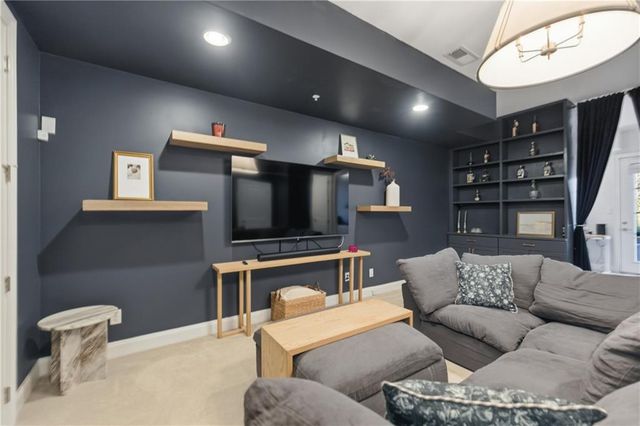 613 Abbington River Lane, Atlanta, GA 30339