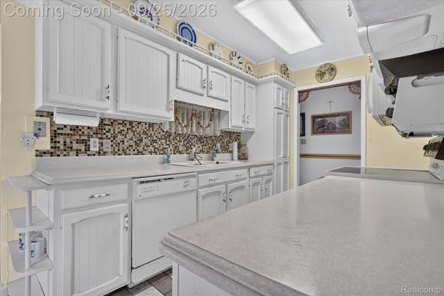 4223 Sadler Drive, Fenton Charter Township, MI 48451
