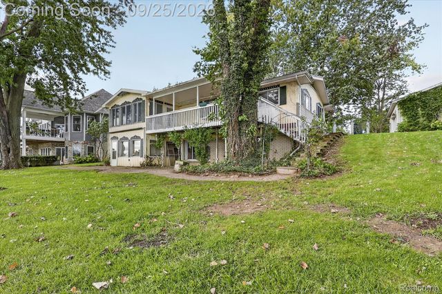 4223 Sadler Drive, Fenton Charter Township, MI 48451