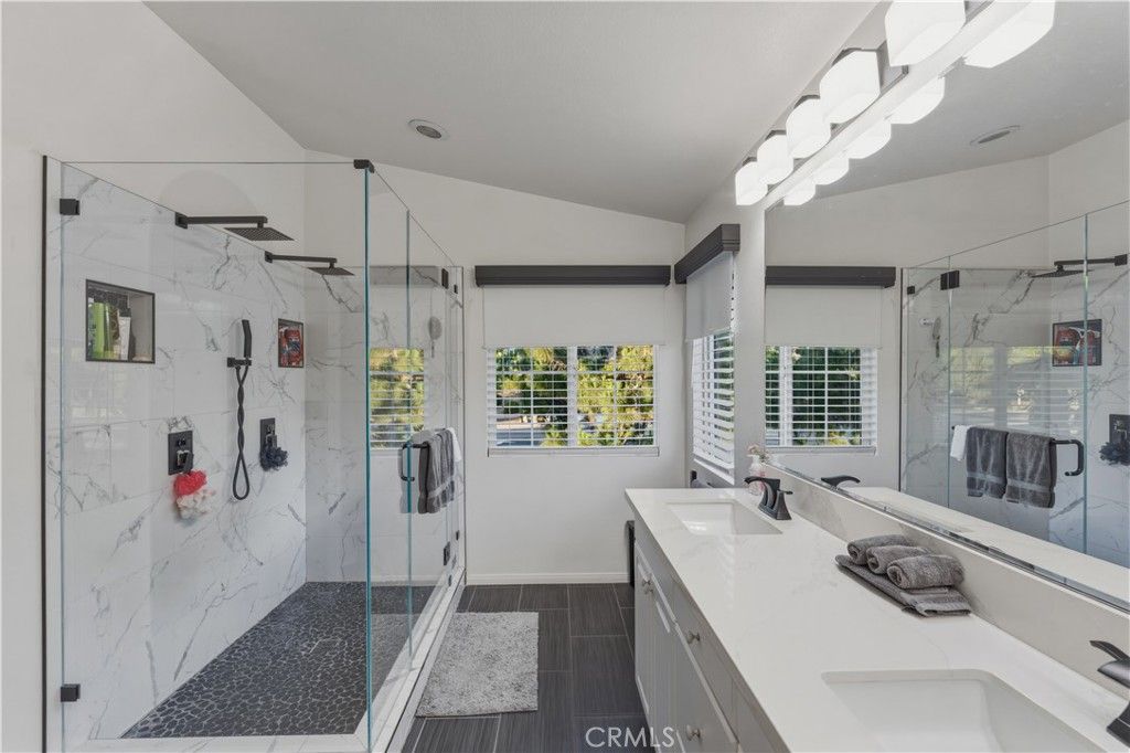 Image 27 of property listing at 4510 El Corazon Court, Camarillo, CA 93012