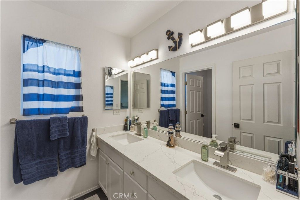 Image 33 of property listing at 4510 El Corazon Court, Camarillo, CA 93012