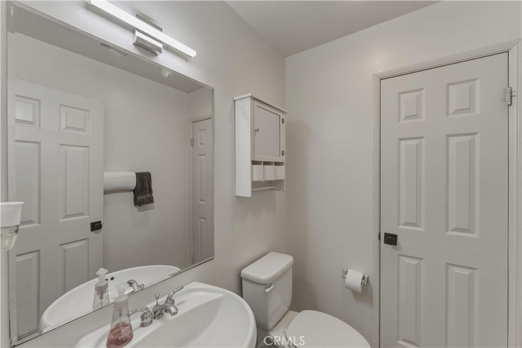 Image 37 of property listing at 4510 El Corazon Court, Camarillo, CA 93012
