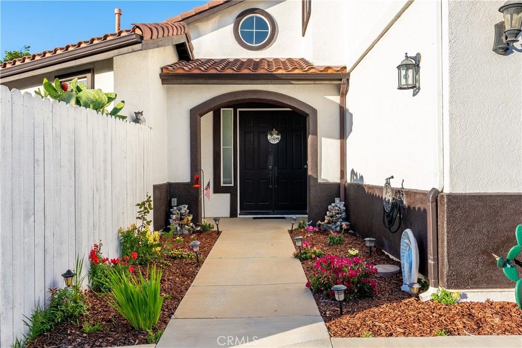 Image 6 of property listing at 4510 El Corazon Court, Camarillo, CA 93012