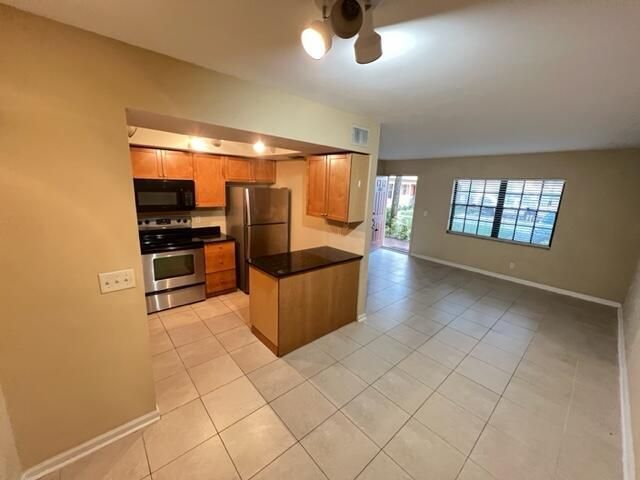4221 Oak Terrace Drive, Greenacres, FL 33463