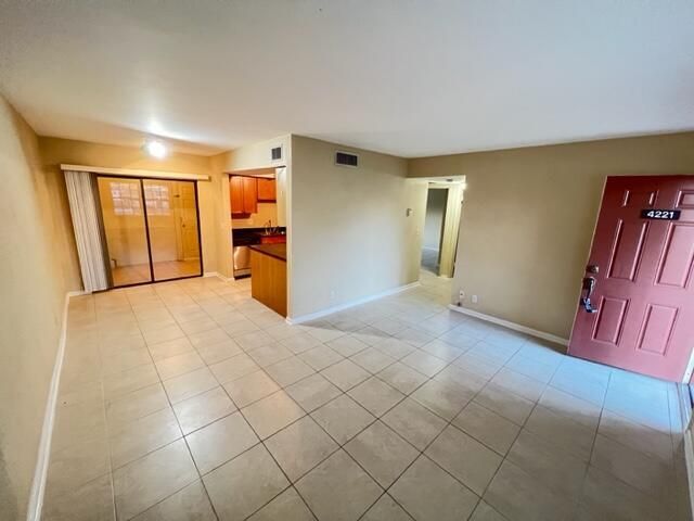 4221 Oak Terrace Drive, Greenacres, FL 33463