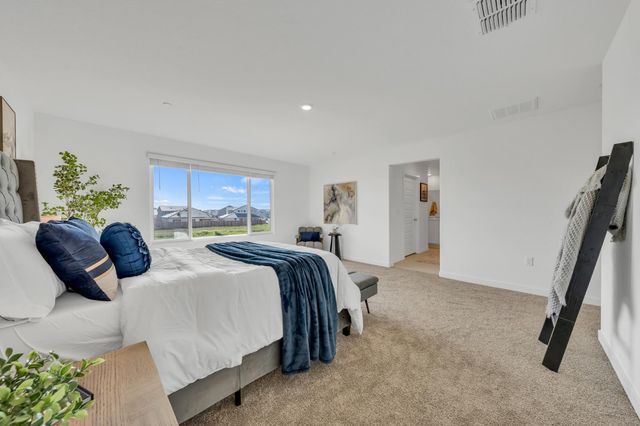 8543 Anker Way, Elk Grove, CA 95757