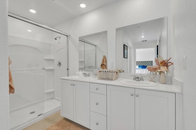 8543 Anker Way, Elk Grove, CA 95757