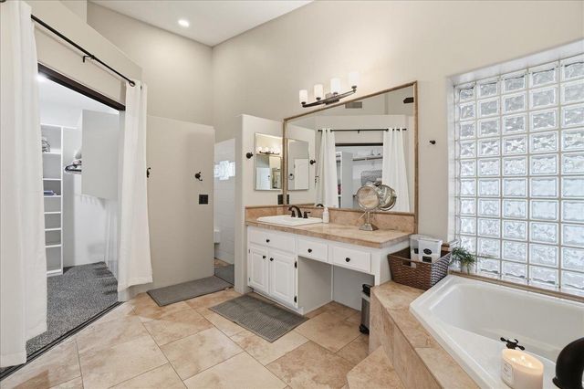 1909 E Coral Tree Drive, Gilbert, AZ 85234