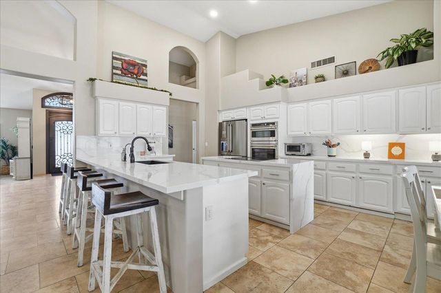 1909 E Coral Tree Drive, Gilbert, AZ 85234