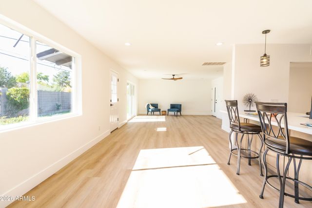 8643 E RANCHO VISTA Drive, Scottsdale, AZ 85251