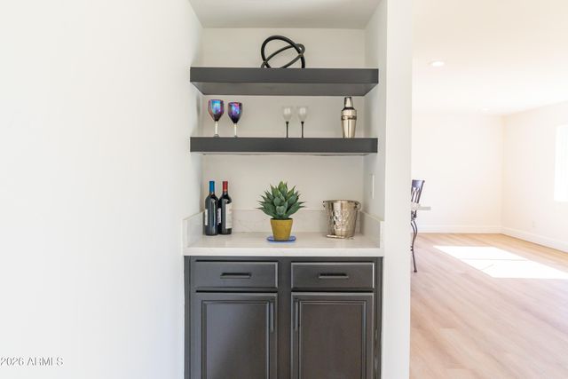 8643 E RANCHO VISTA Drive, Scottsdale, AZ 85251