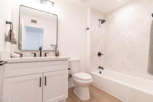 8643 E RANCHO VISTA Drive, Scottsdale, AZ 85251