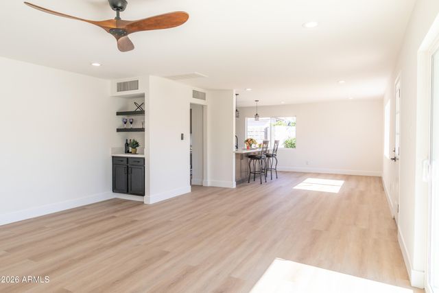 8643 E RANCHO VISTA Drive, Scottsdale, AZ 85251