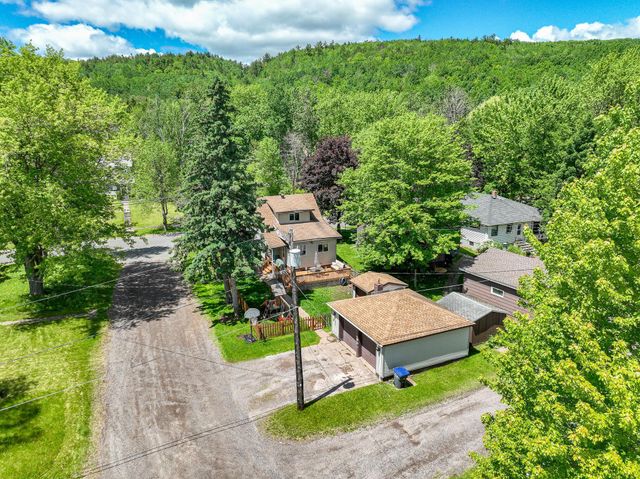422 S 93rd Avenue W, Duluth, MN 55808