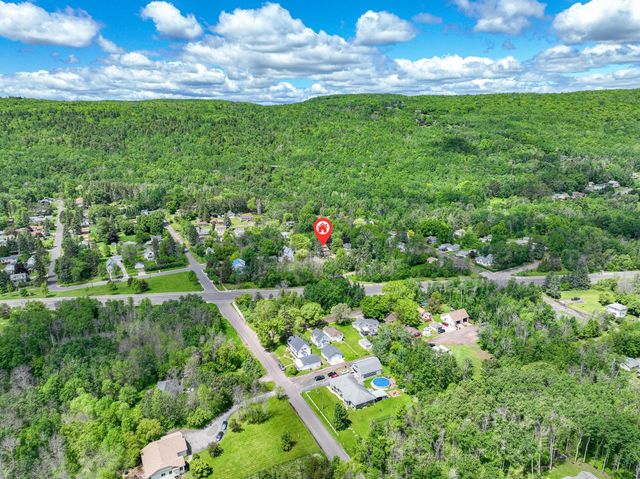422 S 93rd Avenue W, Duluth, MN 55808