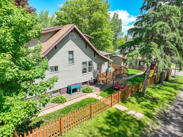 422 S 93rd Avenue W, Duluth, MN 55808