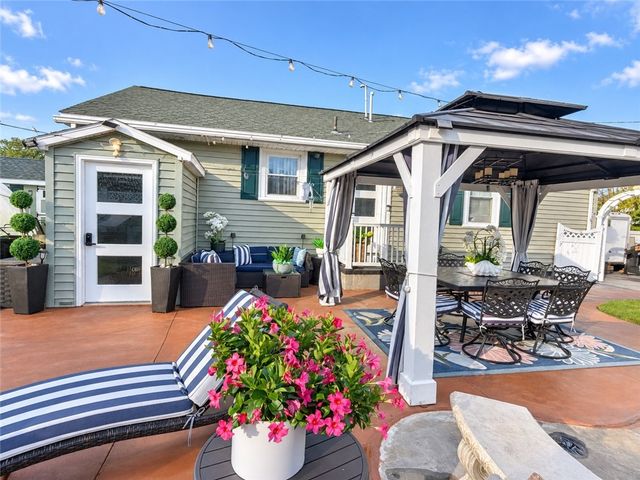 101 Merrill Street, East Providence, RI 02914