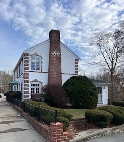 1646 Centre St, Boston, MA 02132