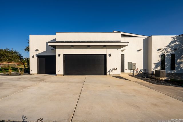 23205 Logan Canyon, San Antonio, TX 78255