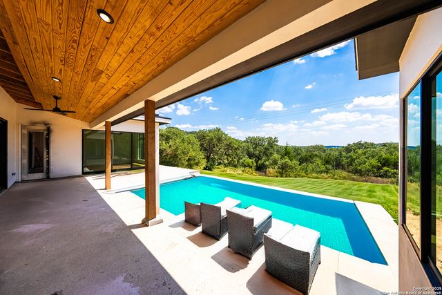 23205 Logan Canyon, San Antonio, TX 78255