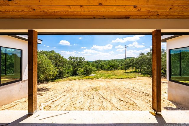 23205 Logan Canyon, San Antonio, TX 78255