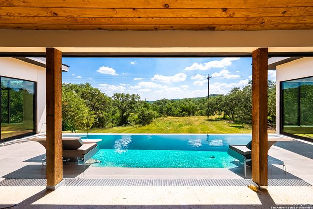 23205 Logan Canyon, San Antonio, TX 78255