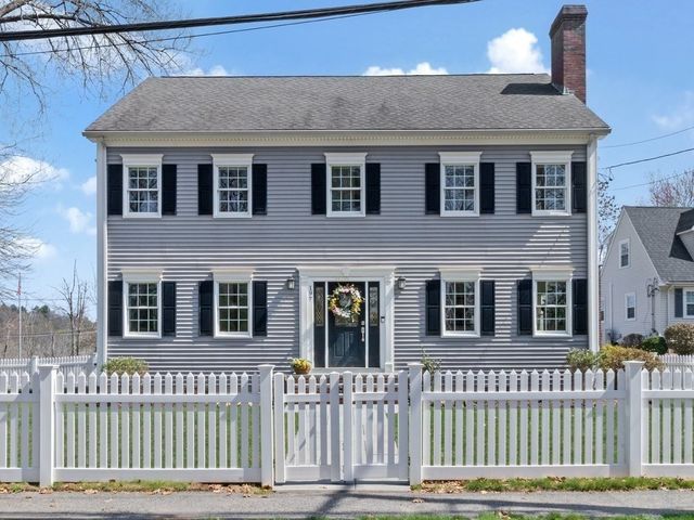 197 Smith Street, Waltham, MA 02451