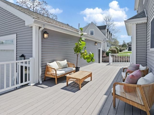 197 Smith Street, Waltham, MA 02451