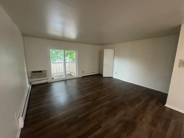 2406 Independence Lane #202, Madison, WI 53704