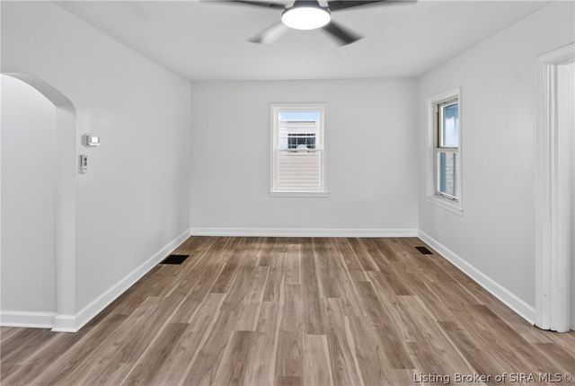 324 E 11th Street, New Albany, IN 47150