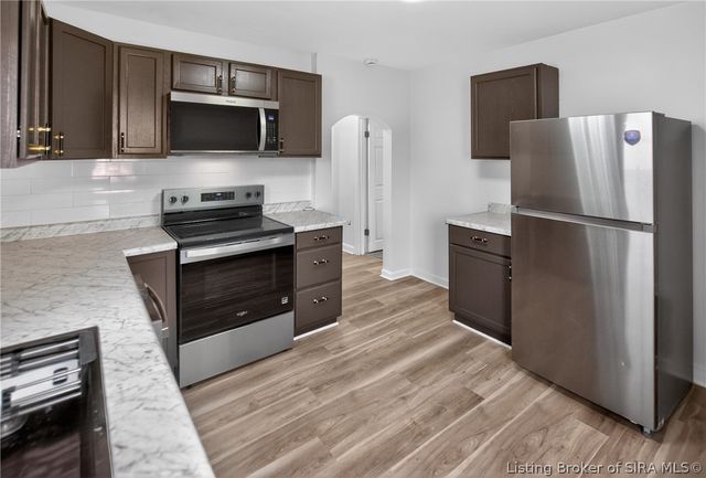 324 E 11th Street, New Albany, IN 47150