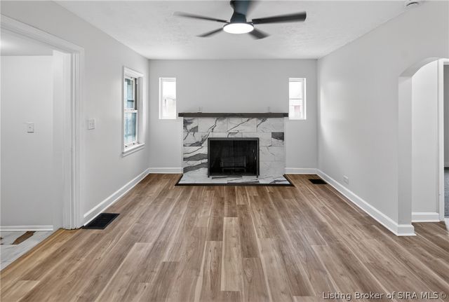 324 E 11th Street, New Albany, IN 47150