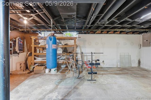 3252 Bolgos Circle, Ann Arbor, MI 48105