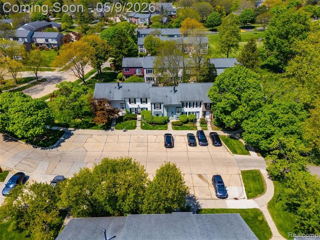 3252 Bolgos Circle, Ann Arbor, MI 48105