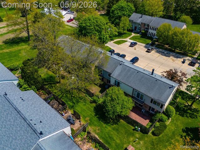 3252 Bolgos Circle, Ann Arbor, MI 48105