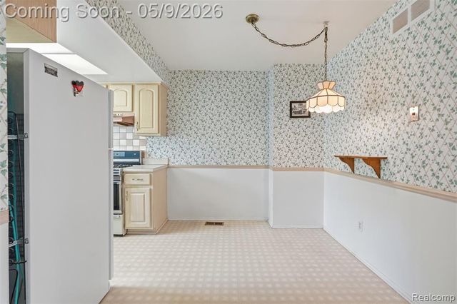 3252 Bolgos Circle, Ann Arbor, MI 48105