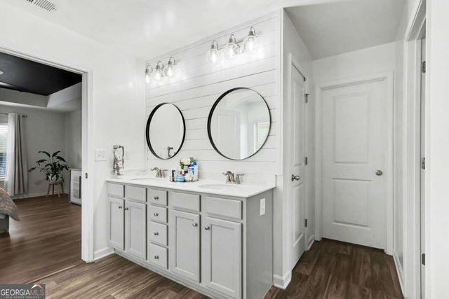 1423 Sooner Court, Lawrenceville, GA 30045