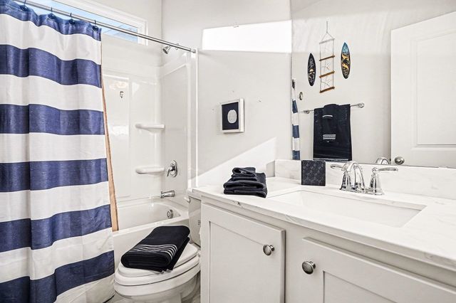 1071 Heather Glen Blvd., Little River, SC 29566