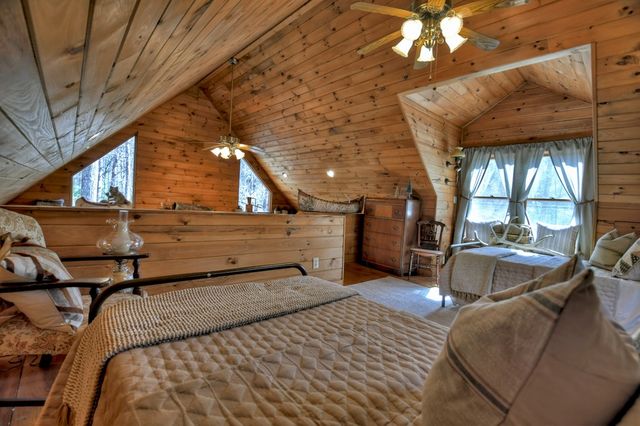 331 Chestnut Gap Road, Blue Ridge, GA 30513