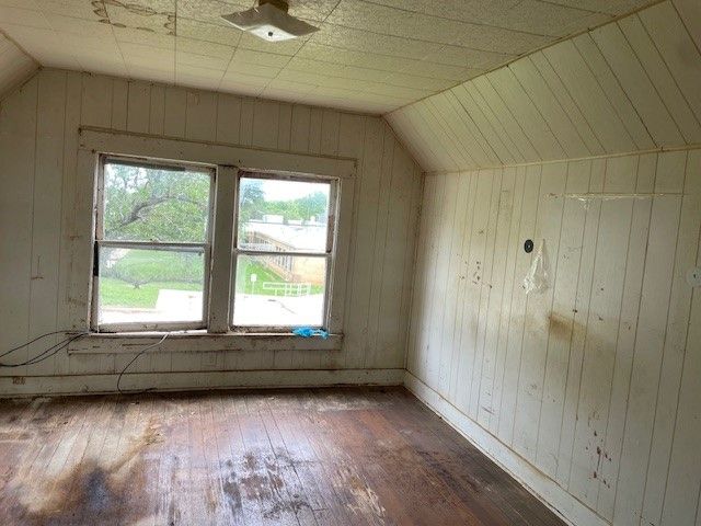1201 E Hullum Street, Breckenridge, TX 76424