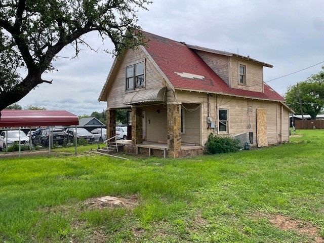 1201 E Hullum Street, Breckenridge, TX 76424