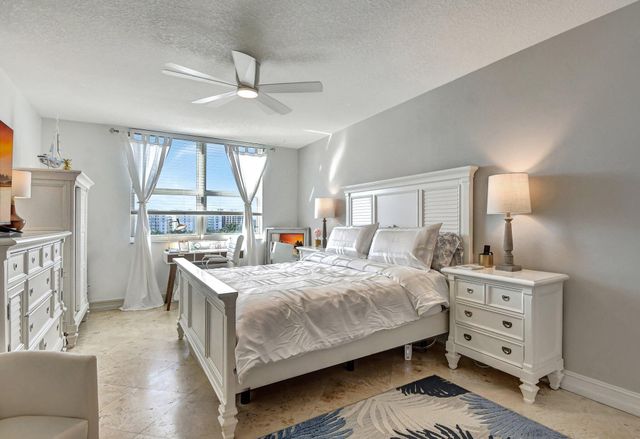 99 SE Mizner Boulevard 823, Boca Raton, FL 33432