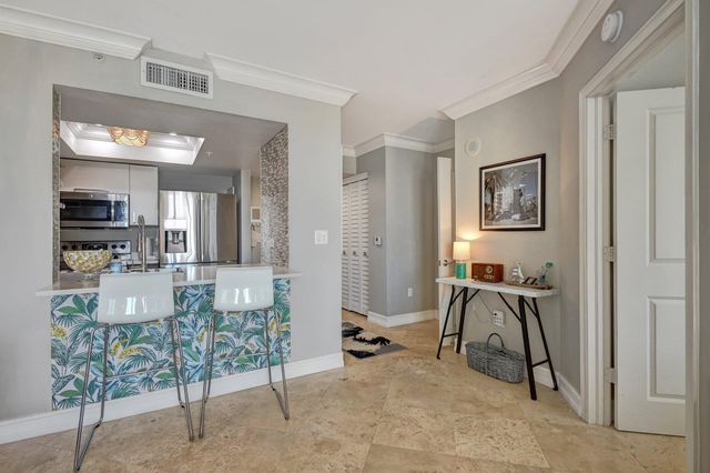 99 SE Mizner Boulevard 823, Boca Raton, FL 33432