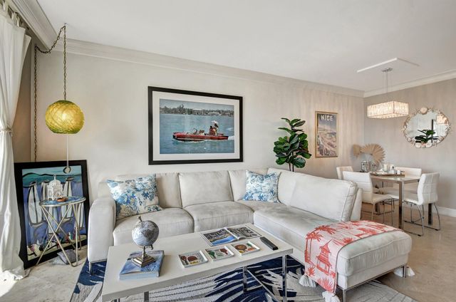 99 SE Mizner Boulevard 823, Boca Raton, FL 33432