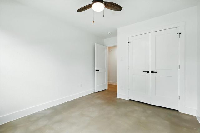 3206 Sayle Street 101 & 102, Greenville, TX 75401