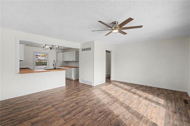 3621 NE 49th Terrace, Kansas City, MO 64119