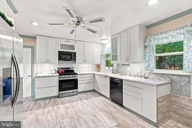 7113 GALGATE, Springfield, VA 22152